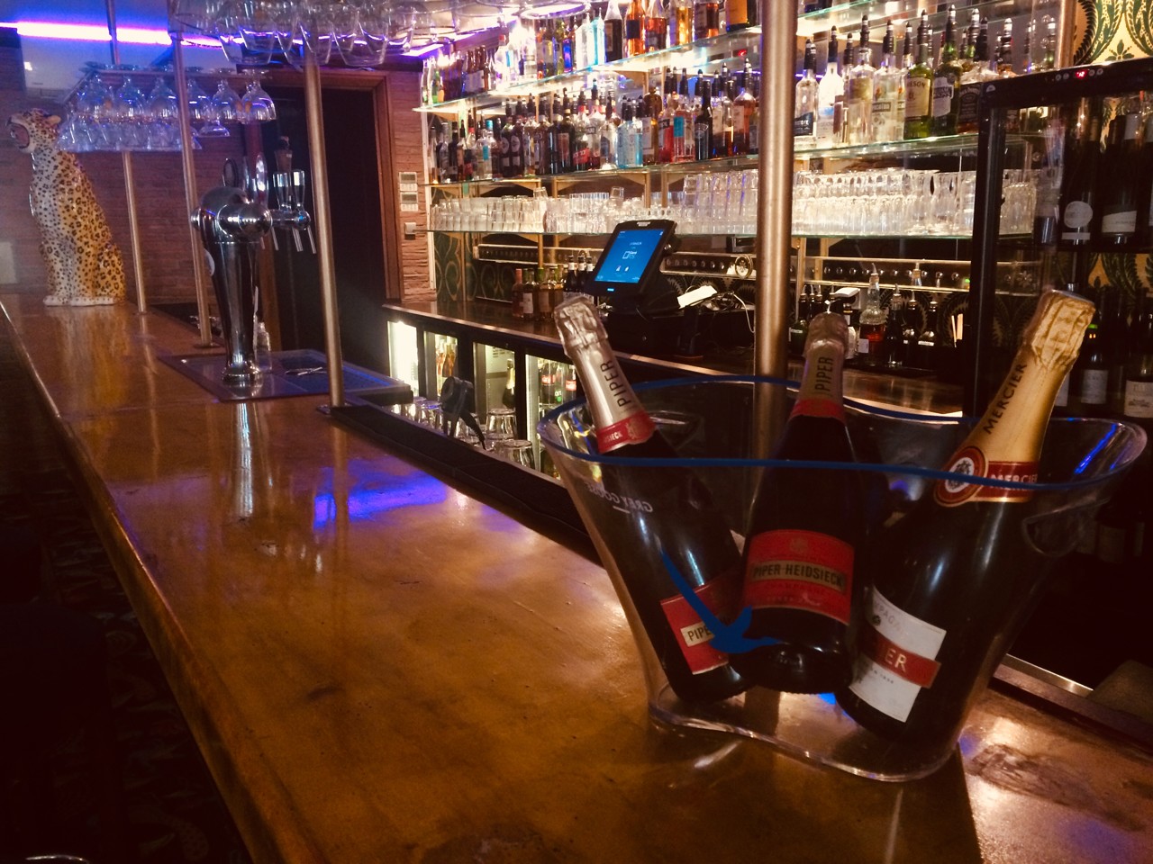 Toulouse. A new lounge bar with a “British” atmosphere opens in the