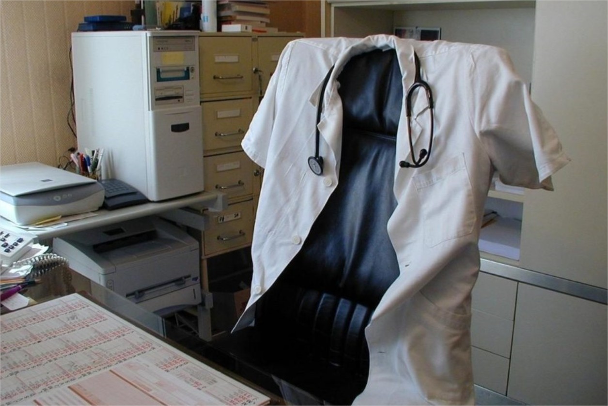 Ce médecin a "disparu" de Cherbourg radié en France, il exerce à