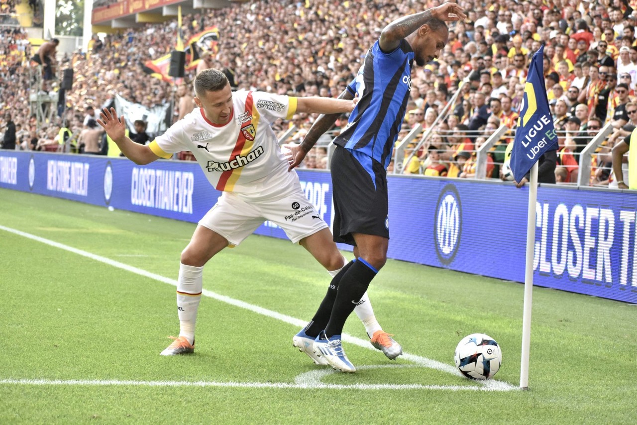 Le RC Lens "chicote" le grand Inter Milan dans les dernières minutes