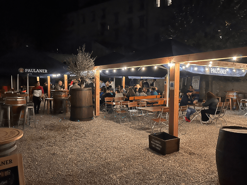 Grenoble. Ce bar empêche les habitants de dormir "On vit l'enfer sur Terre" Actu Grenoble