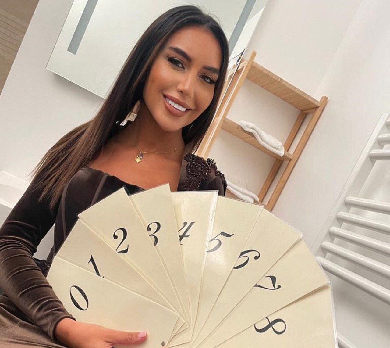 L'Yvelinoise Nehla aux fourneaux dans « Un dîner presque parfait