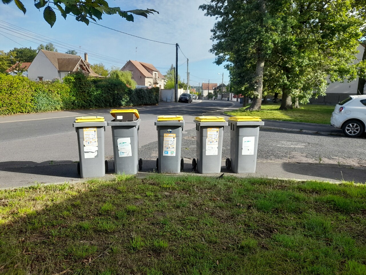 DammarielèsLys le nouveau calendrier de ramassage des déchets inquiète