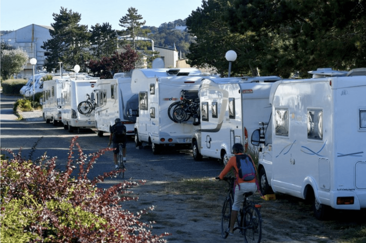 Près de Lyon. L'occupant de ce campingcar terrorise voisins et clients