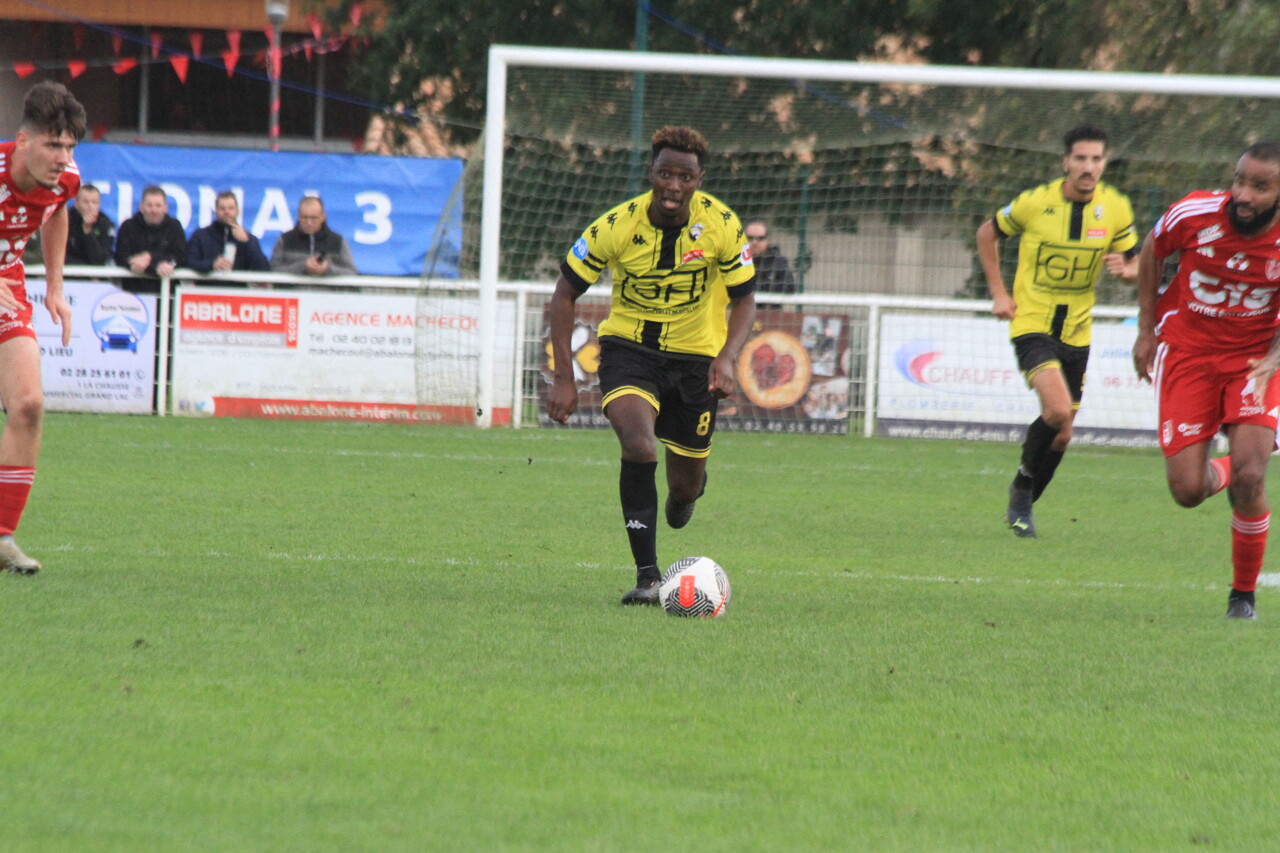 Foot (NM3) SaintPhilbert engrange des points avant d'affronter la