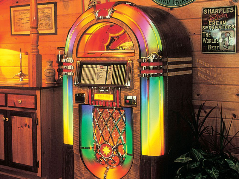 Retro Jukeboxes Vintage and Retro Jukebox Hire Northampton