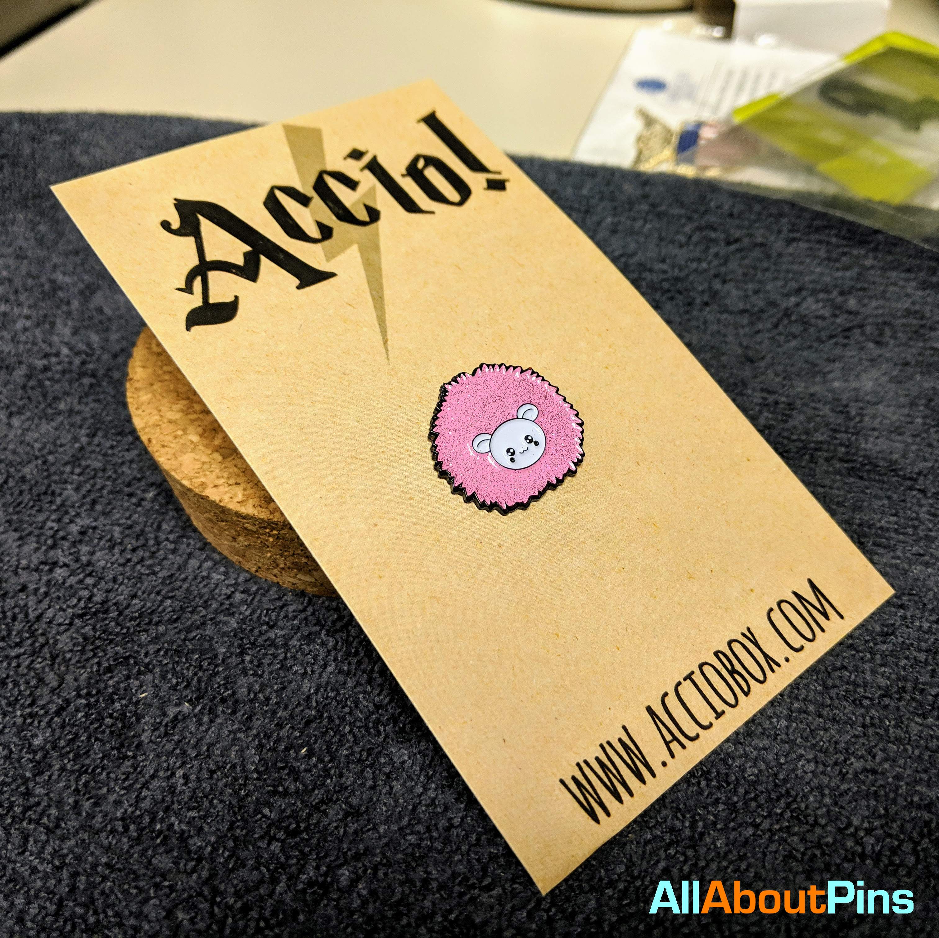 5 Tips for Packaging Custom Pins