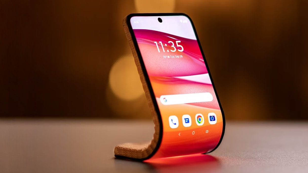 Motorola zaprezentowała smartfon... który owija się wokół ręki. Oto jak