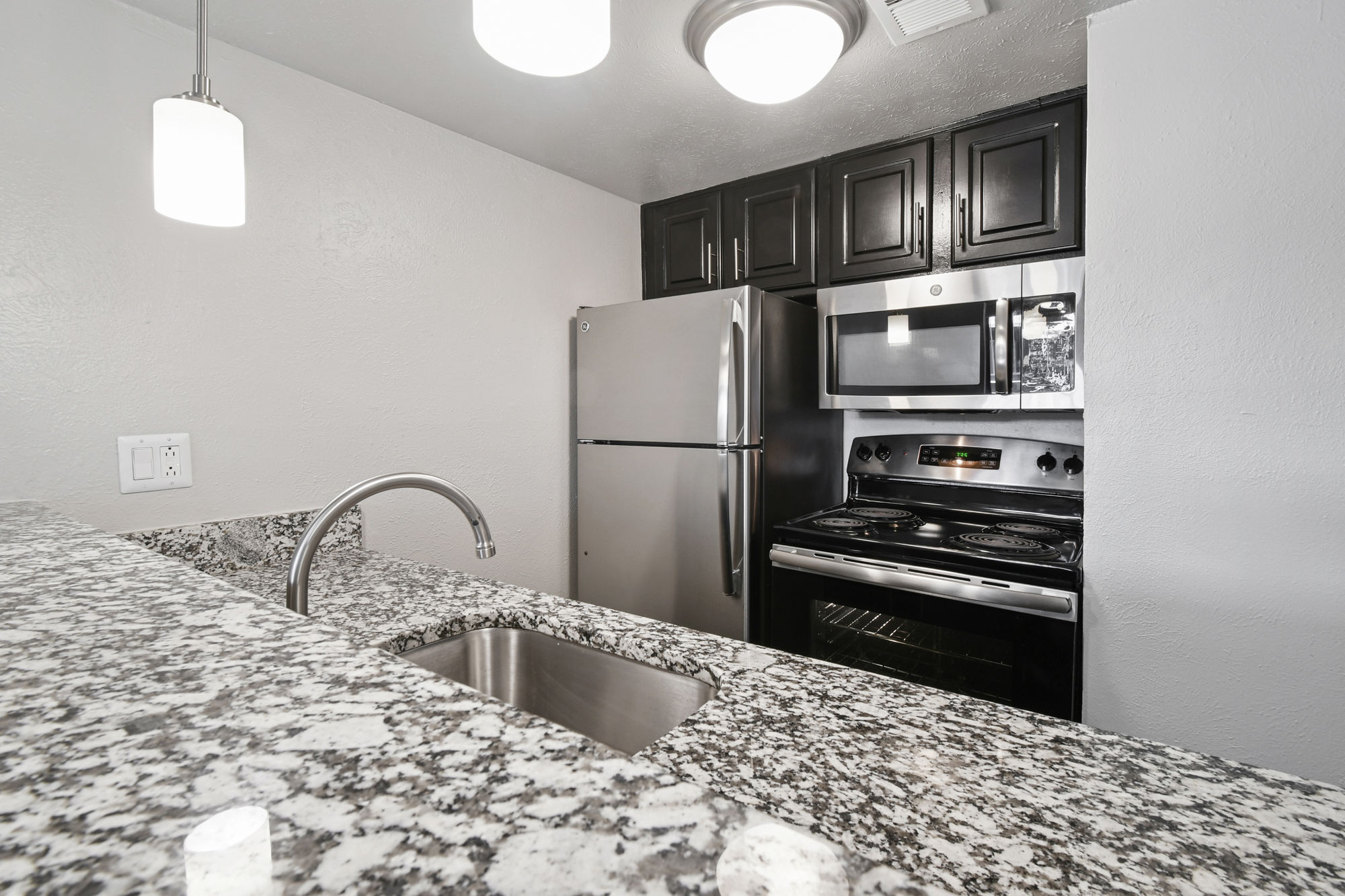 Everton Bellmar Dallas, TX ApartmentAdvisor