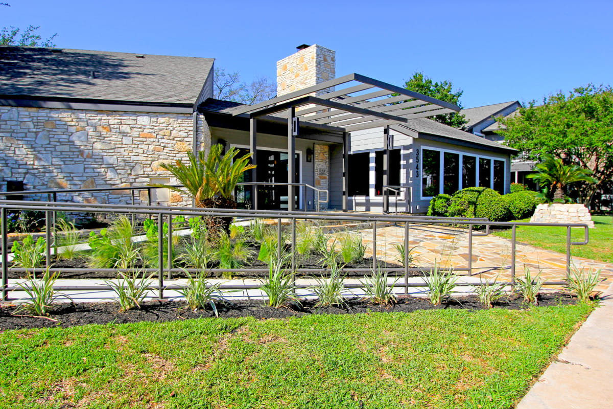 Westdale Parke AUSTIN, TX ApartmentAdvisor