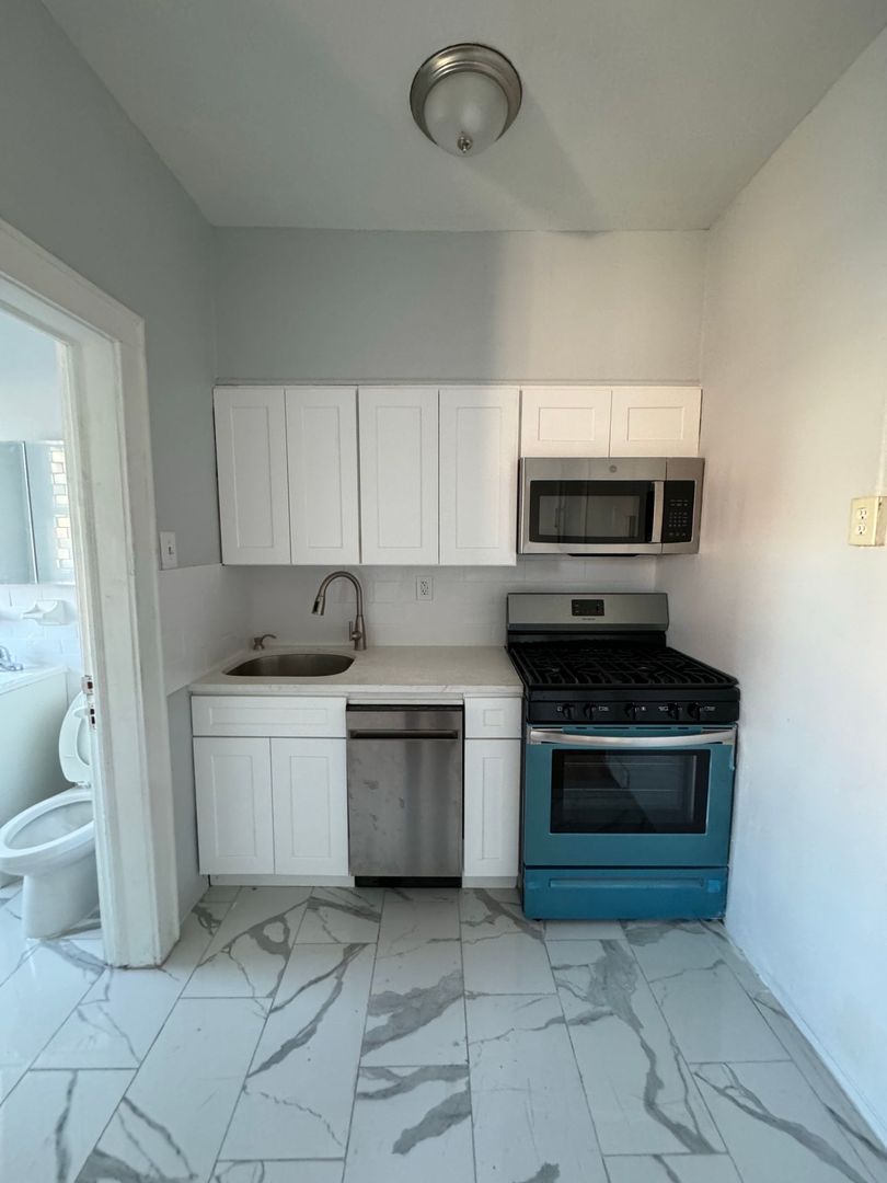 Tuli owned condos Bayonne, NJ ApartmentAdvisor