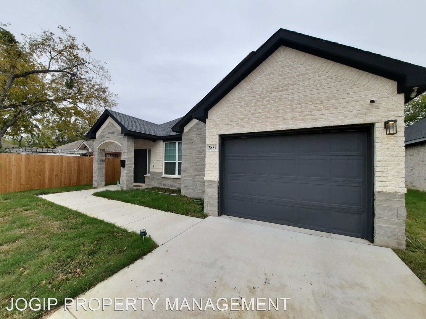 2832 Pennsylvania Ave Dallas, TX ApartmentAdvisor