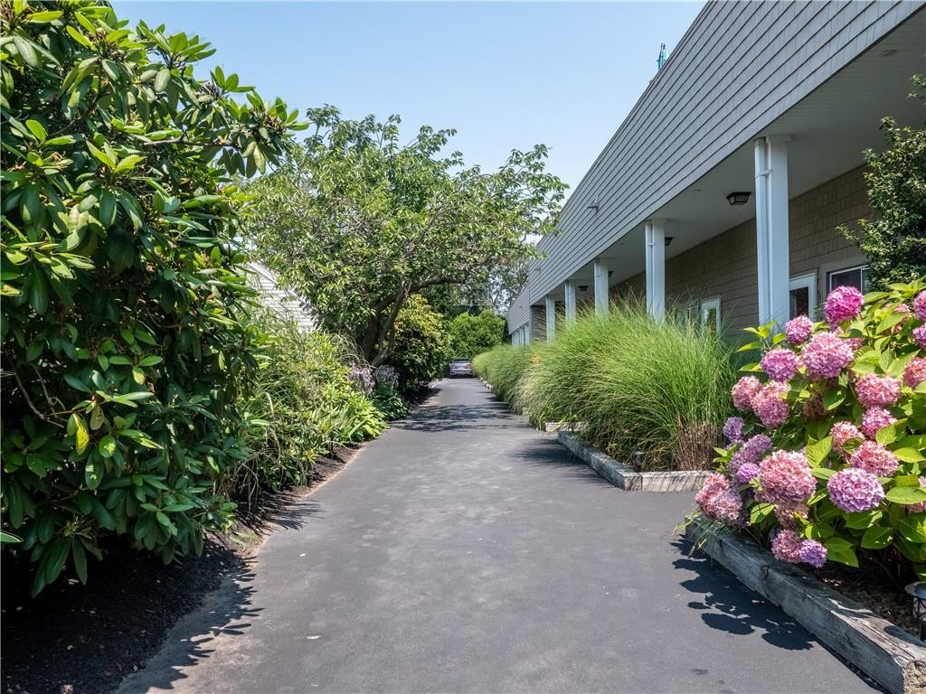 26 W Narragansett Avenue Newport, RI ApartmentAdvisor