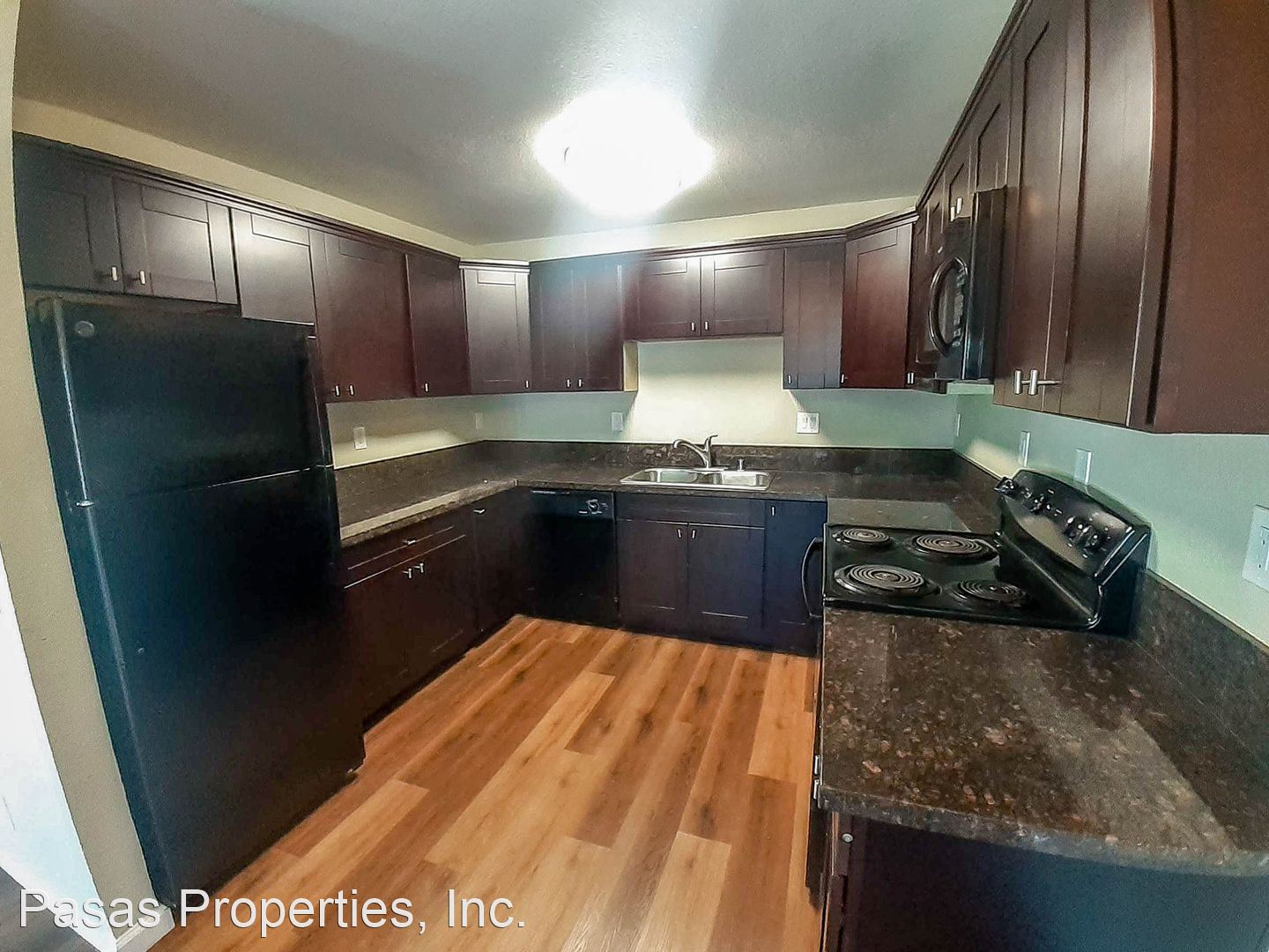 228 Las Flores Dr. Trailwood Apartment Homes San Marcos, CA