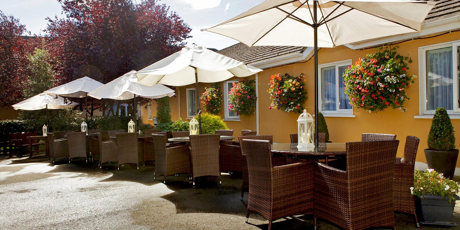 Hamlet Court Hotel Enfield Hotel Hotels In Meath