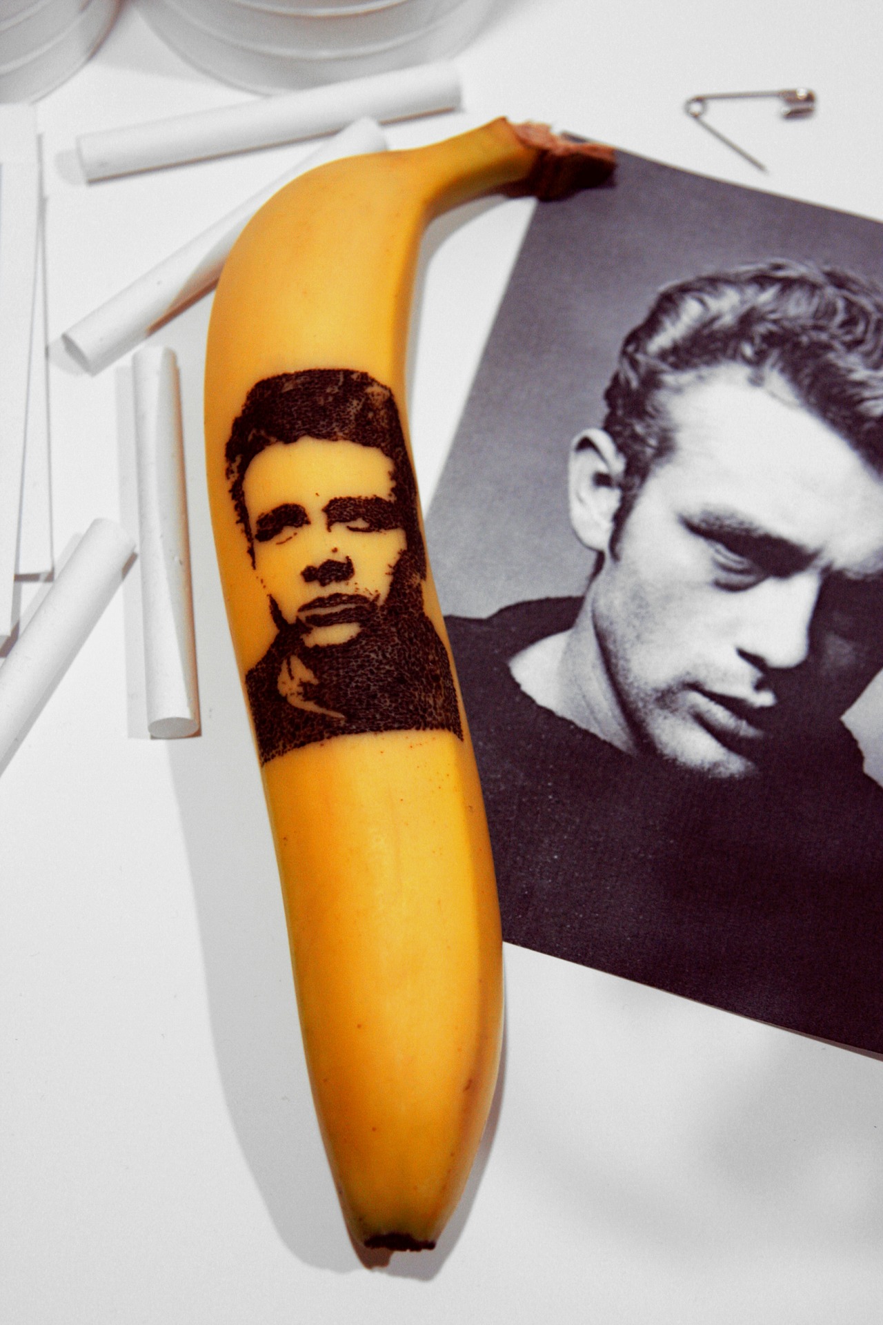 Surprisingly Realistic Banana Peel Art! artFido