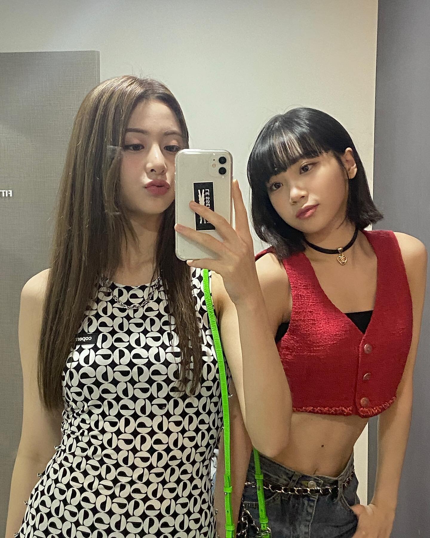 LE SSERAFIM Image #417558 - Asiachan KPOP Image Board