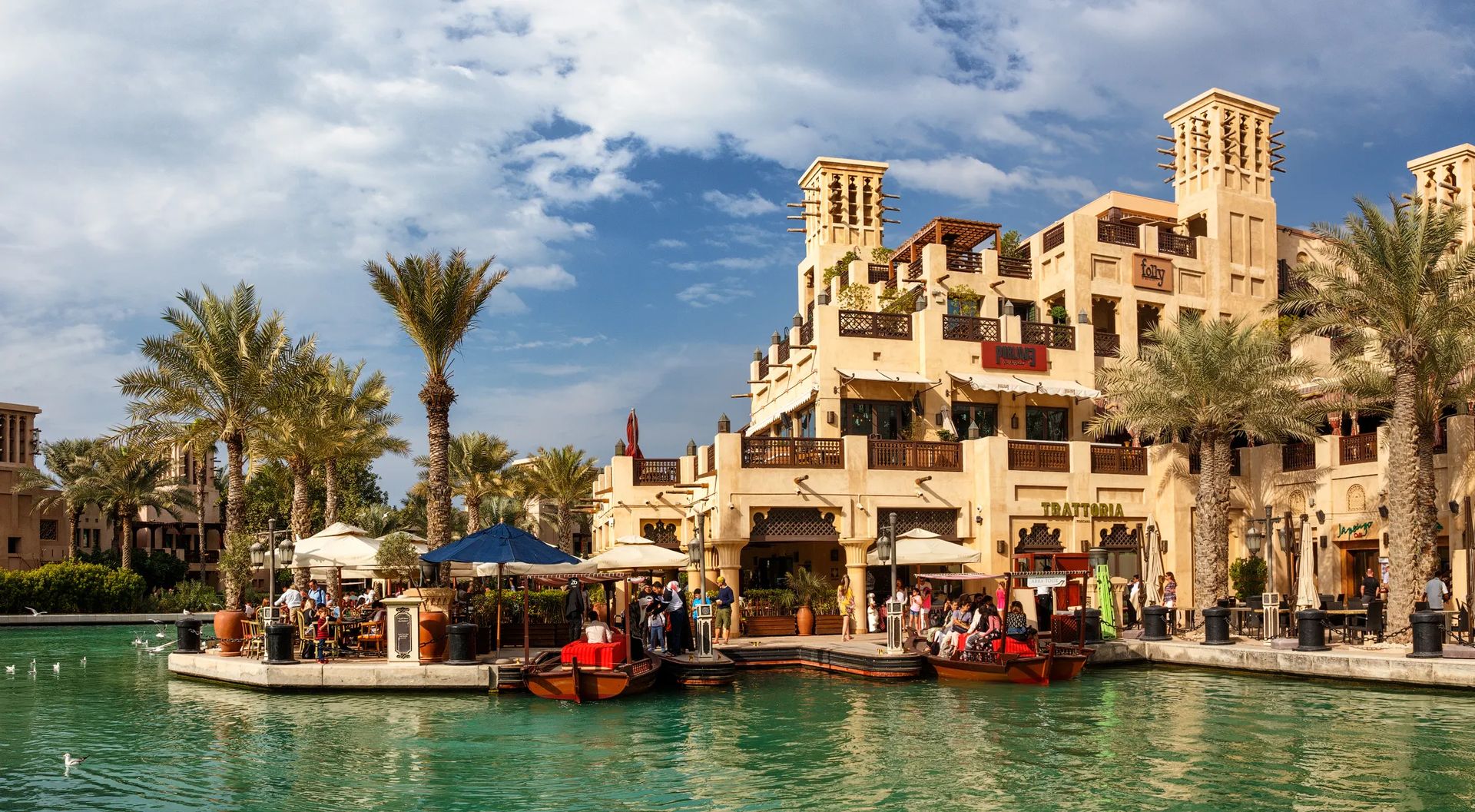 Old Town, Dubai, UAE prices, descriptions, types of real estate Ax