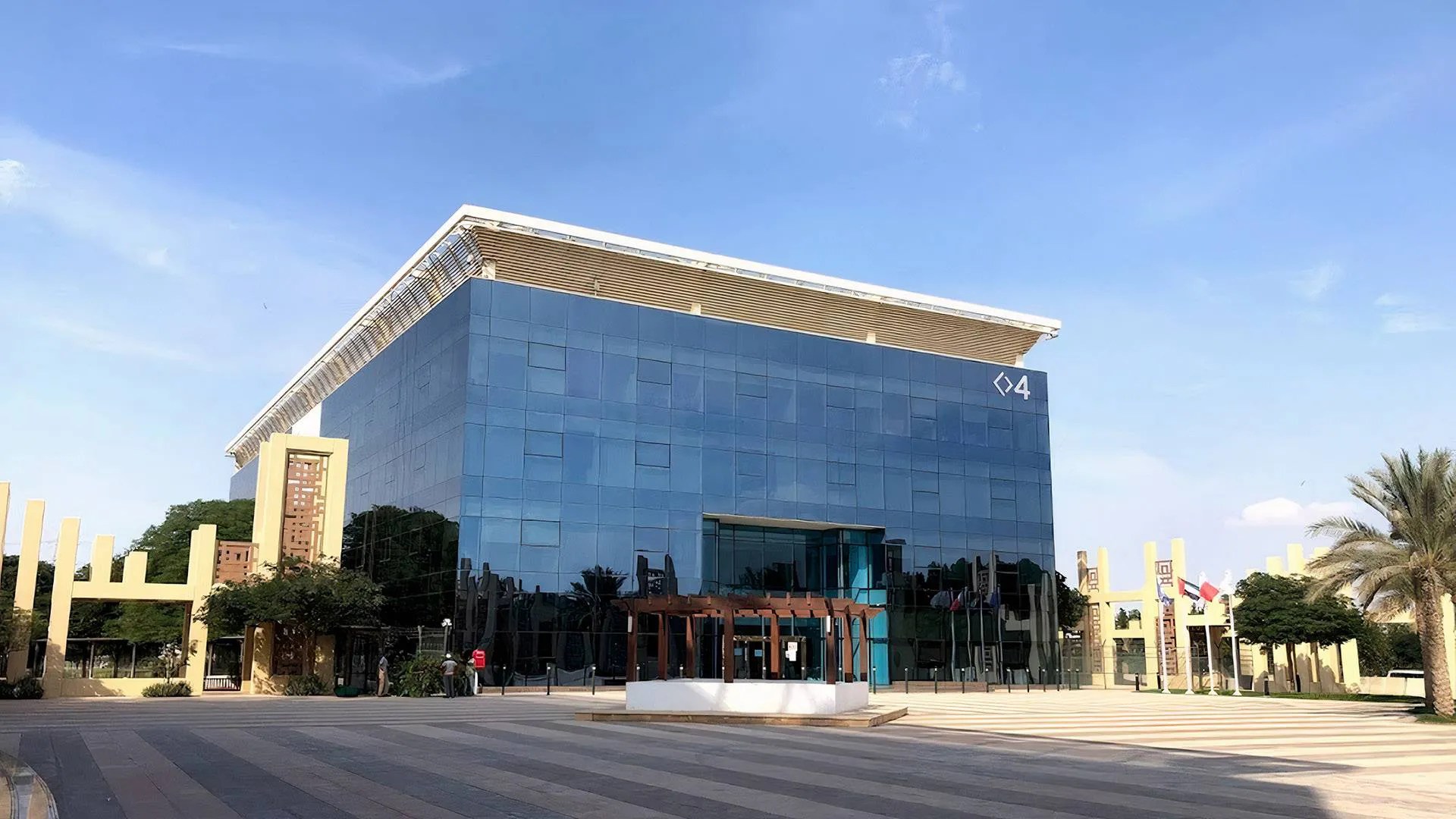 Dubai Industrial Park, Dubai, UAE prices, descriptions, types of real