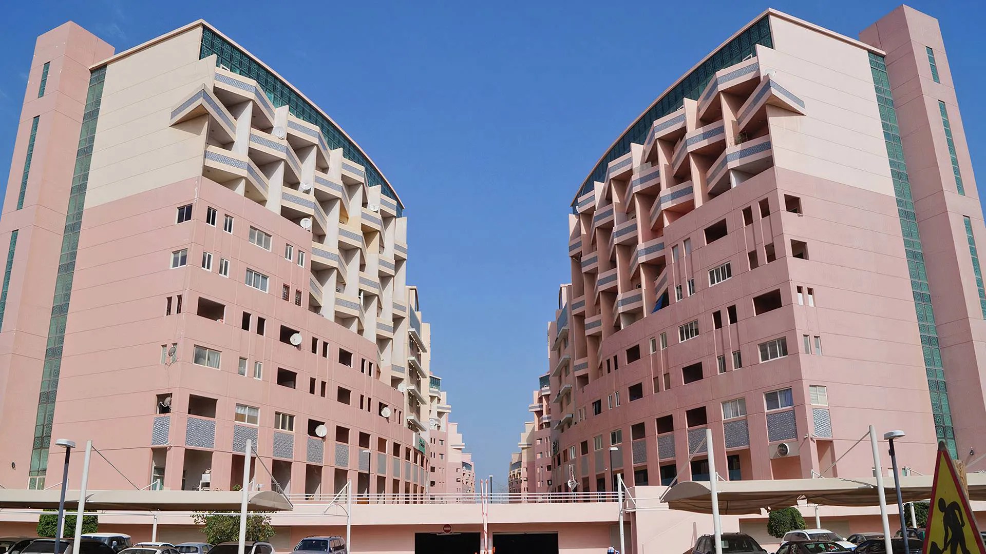 Discovery Gardens, Dubai, UAE prices, descriptions, types of real