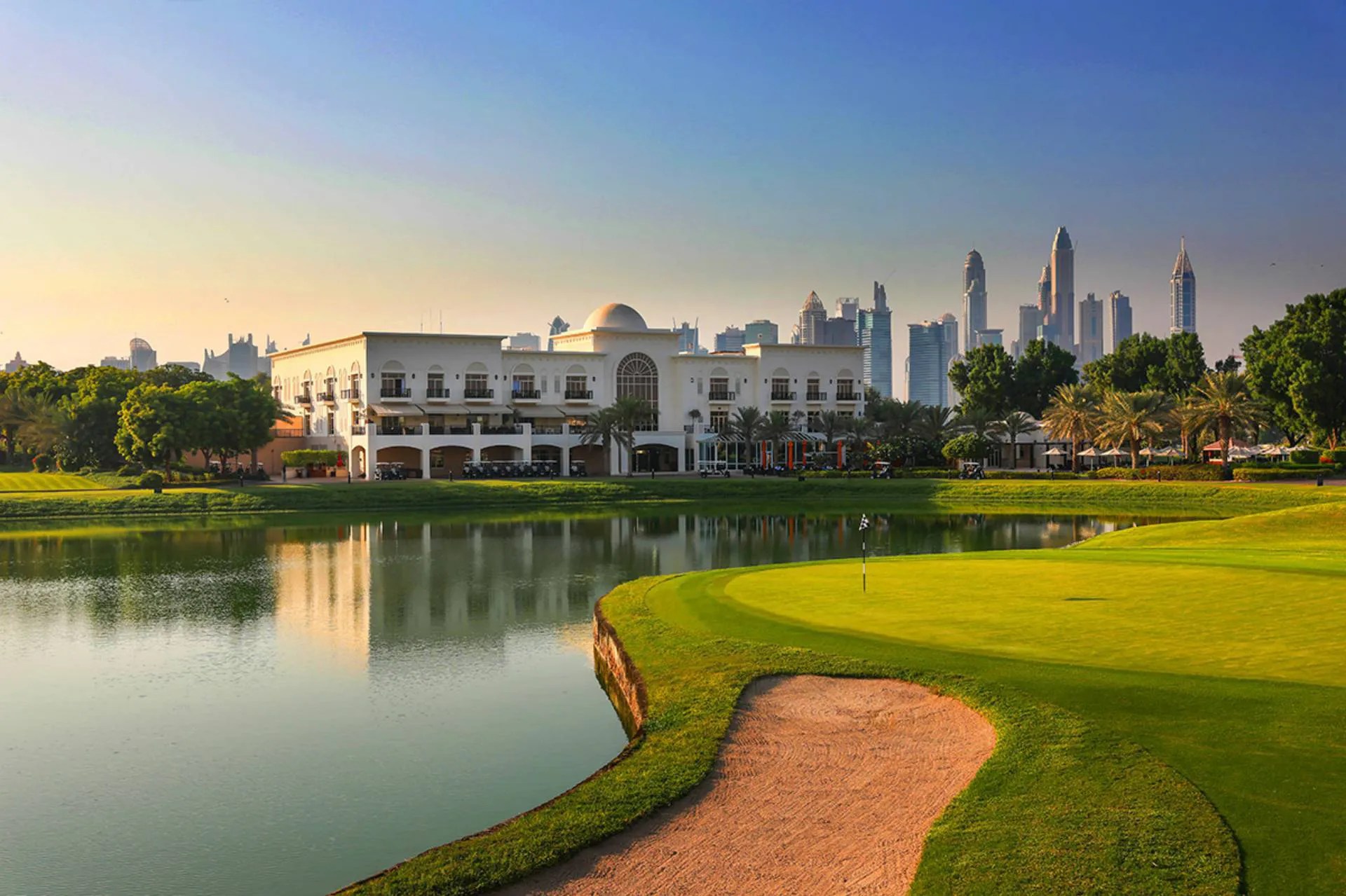 Emirates Hills, UAE prices, descriptions, types of real estate Ax