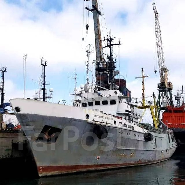 Третий механик на стр 503, работа в Рыбколхоз им. Ленина г. Охотск во