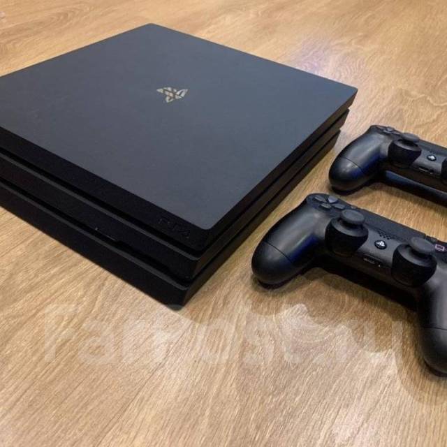 Красота! PlayStation 4 Pro SSD HDD, 5 игр, 2 геймпада, б/у, в наличии