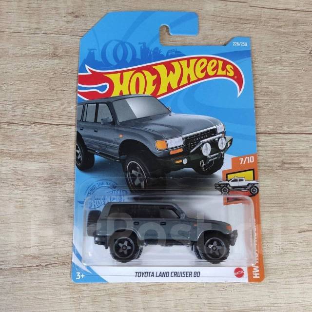 Hot Wheels Toyota Land Cruiser 80 Игрушки во Владивостоке