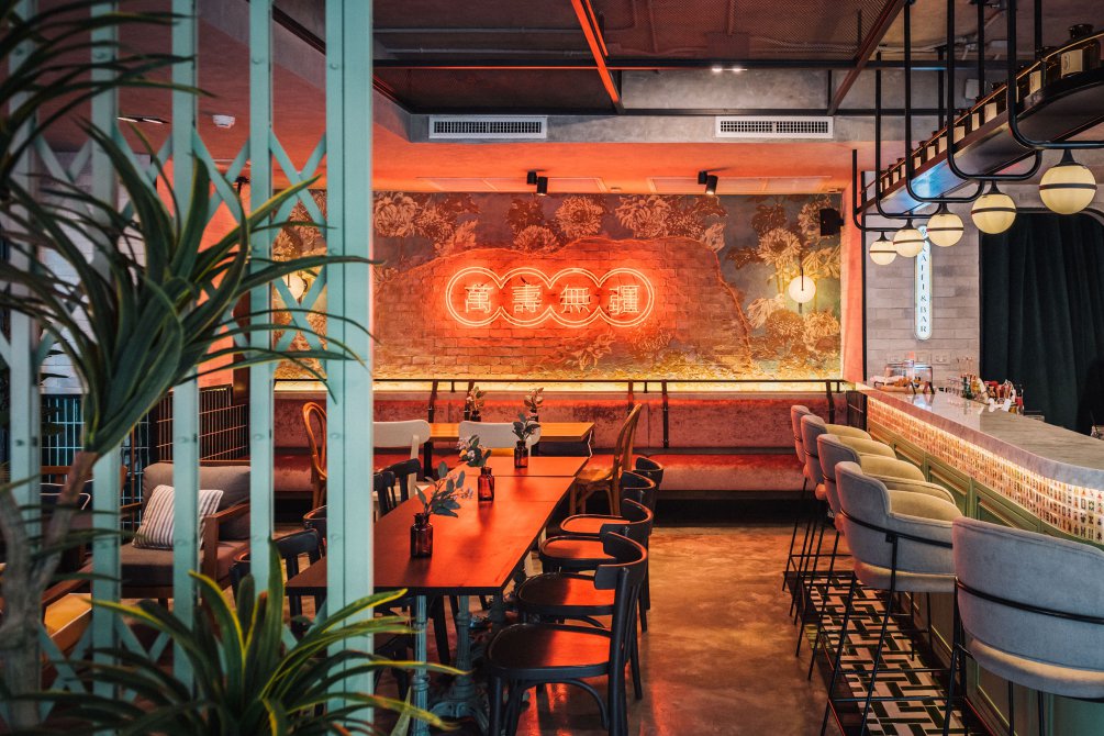 TAMP kāfēi & bar (สุขุมวิท 31) คาเฟ่สไตล์จีนที่ผสานความคลาสสิกของกาแฟ