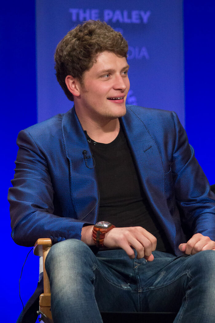 Brett Dier Bio And Career Highlights Bored Panda