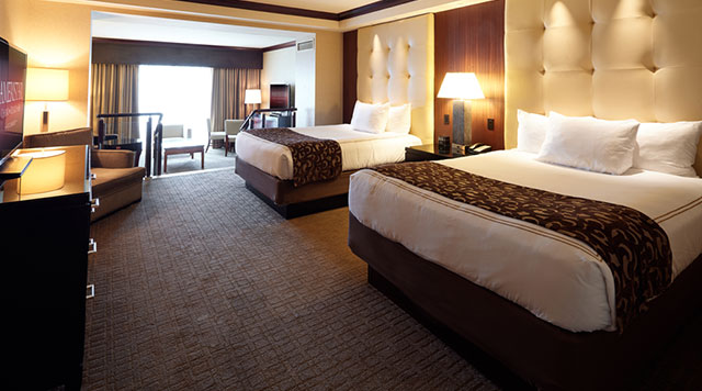 Deluxe Suite Two Queens Ameristar St. Charles