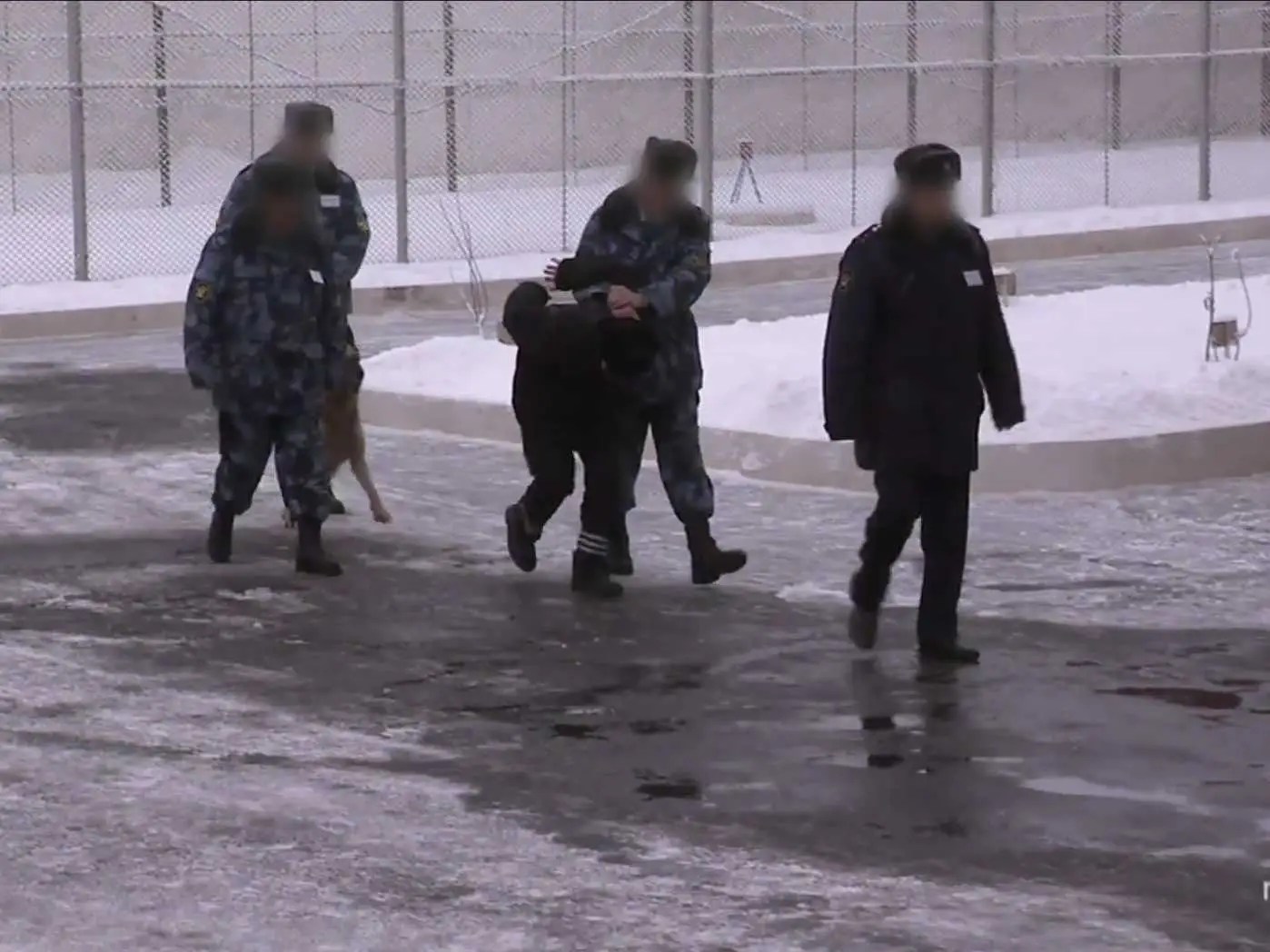 Here's What Life Is Like Inside Russia's Toughest Prison Business Insider