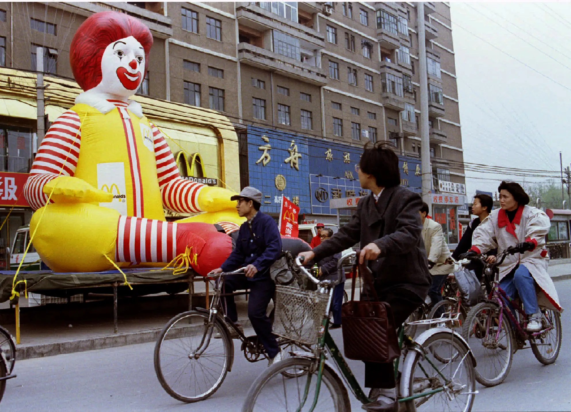 Massive Food Scandal Pushes Meat Items Off Fast Food Menus Across China
