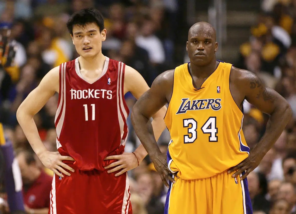 Photo Of Yao Ming Making Shaq Look Short Really Puts Yao Ming's Height