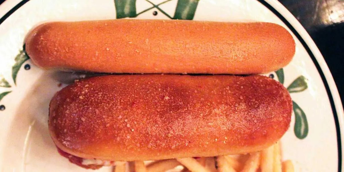 We tried Olive Garden's new breadstick sandwiches here's what we