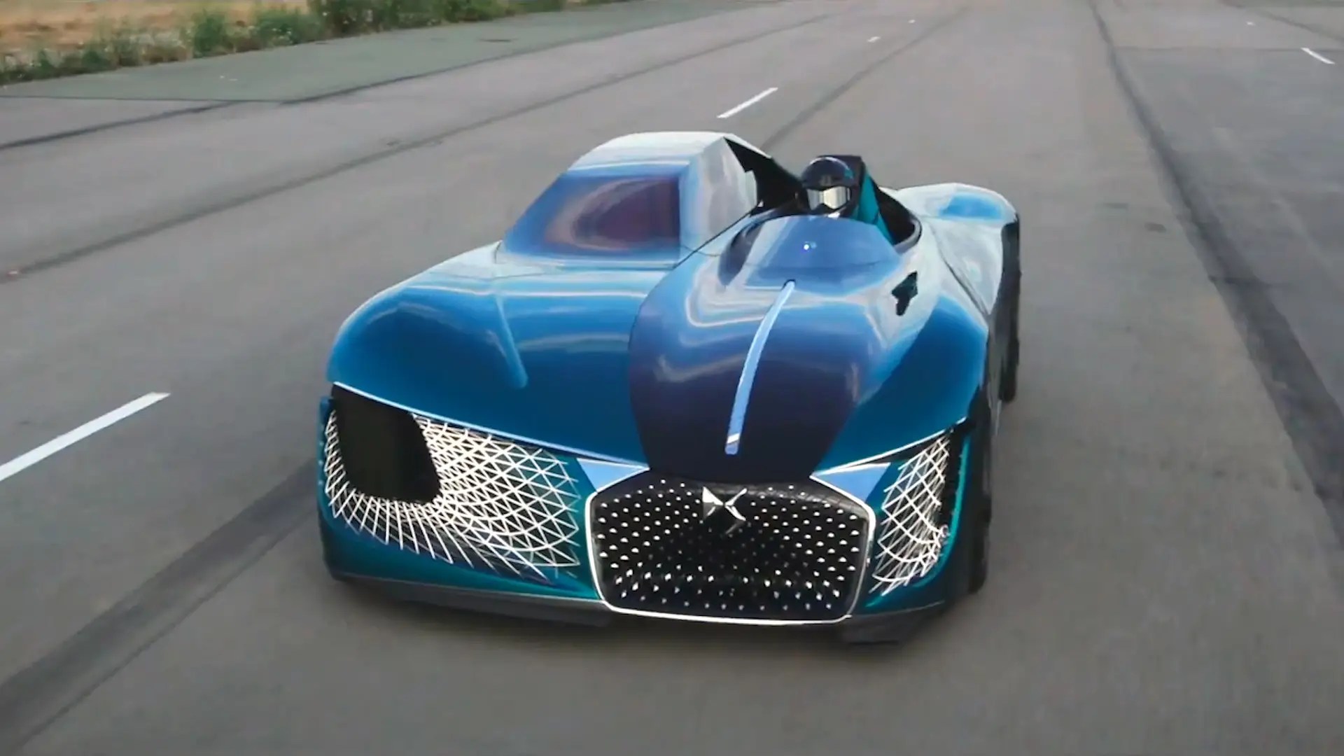A French company has designed a fully electric, asymmetric concept