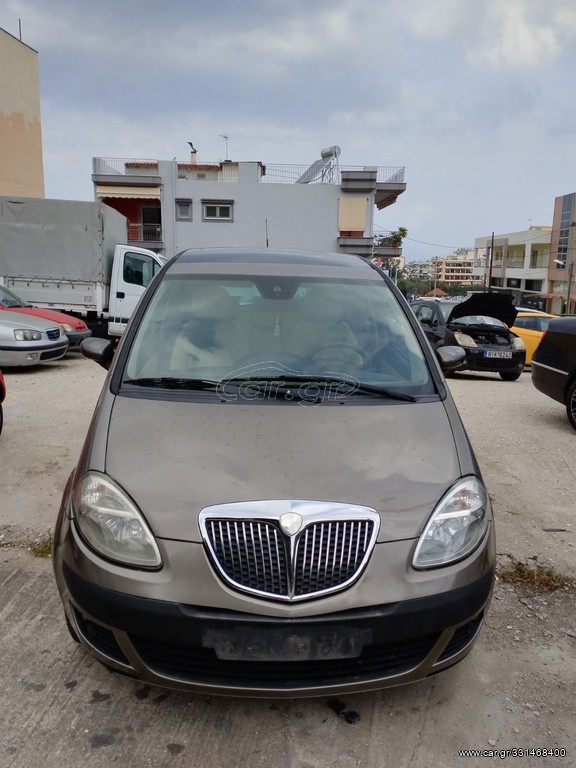 Car.gr Lancia MUSA '05