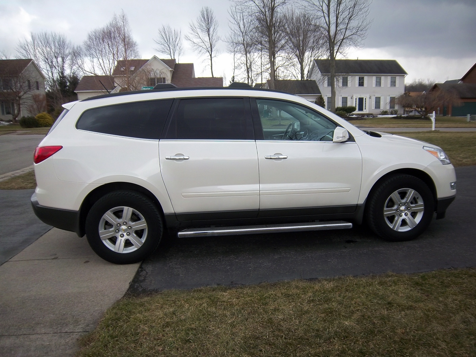 2011 Chevrolet Traverse Pictures CarGurus