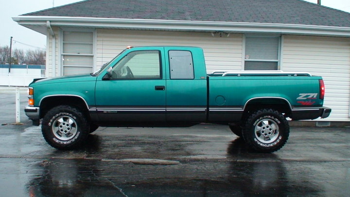 Chevrolet C/K 1500 Questions Can I run a 255/75/16 tires on a 1995