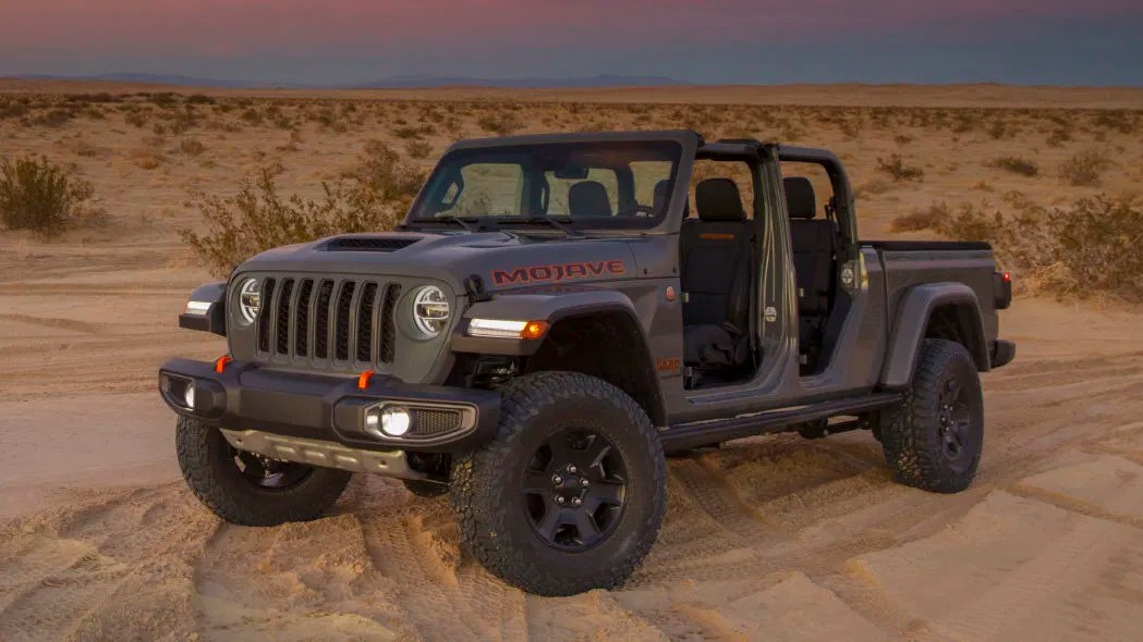 Jeep Gladiator To Come With Electrified Powertrain Option In The Future