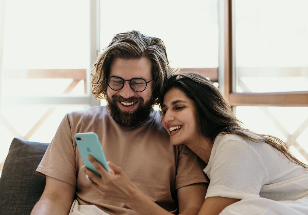 How to Make a Picture Slideshow on Mac — Clideo