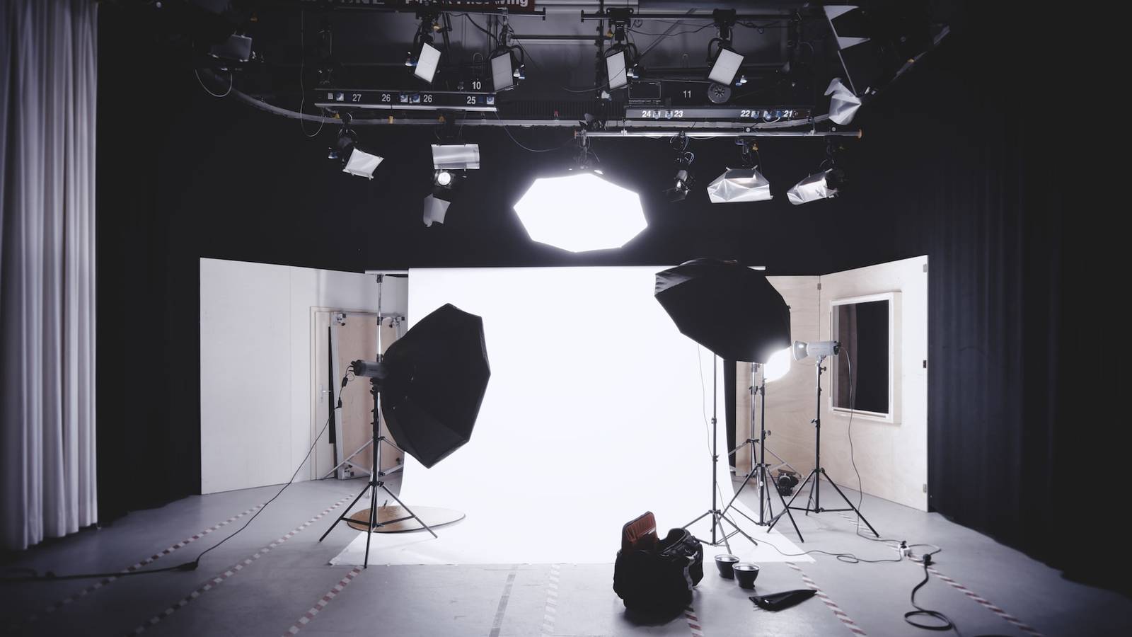 Video Lighting Tips for Shooting Better Videos — Clideo