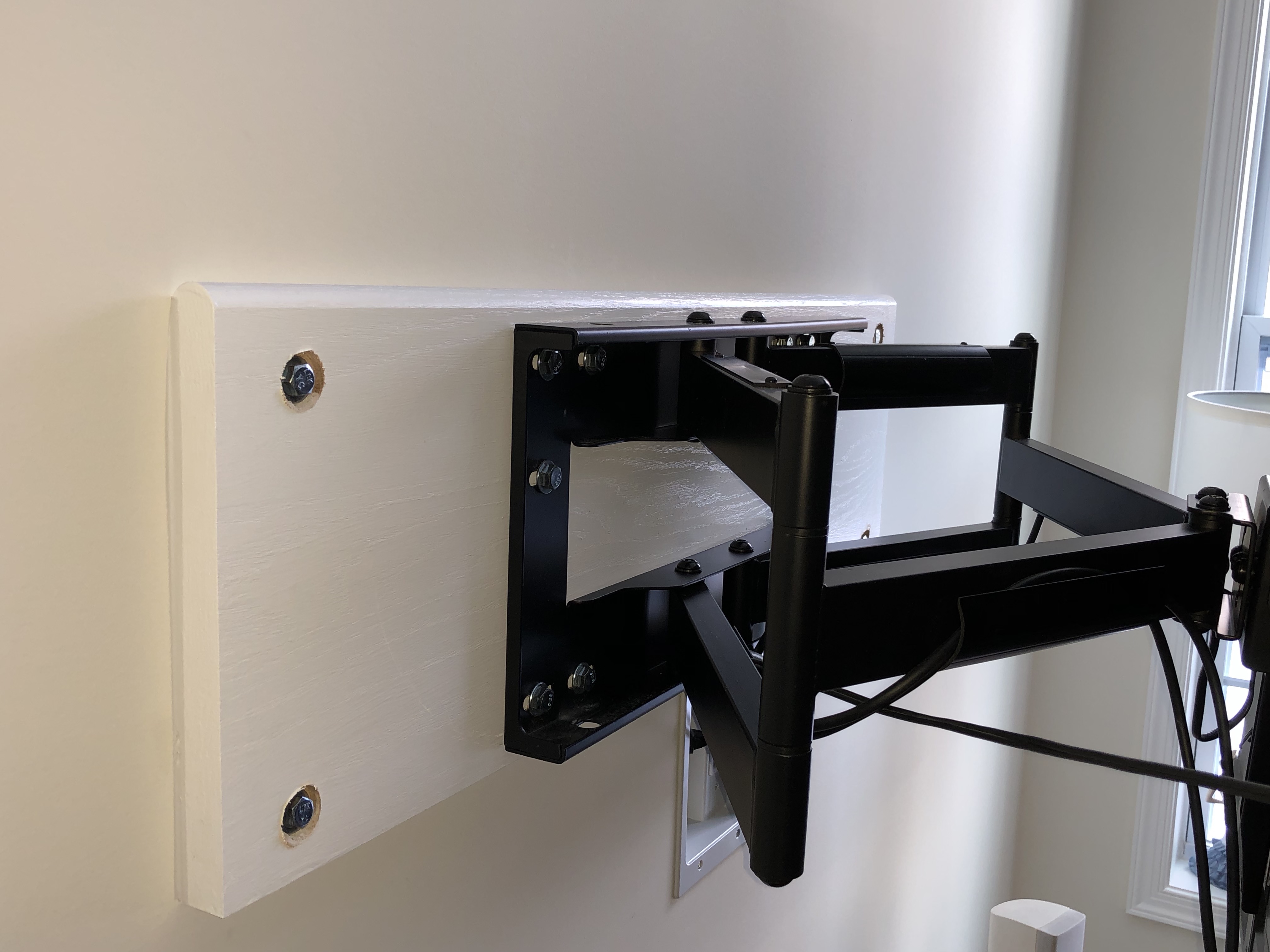 Swing Out TV Mount Heavy Duty Bracket for Large Screens