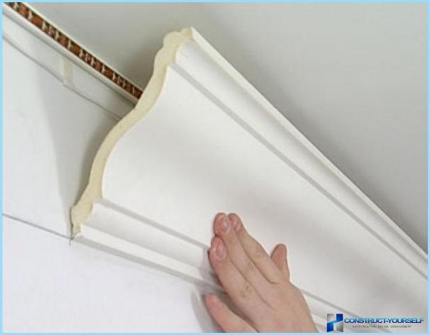 Types de plinthes de plafond ou plinthe à choisir