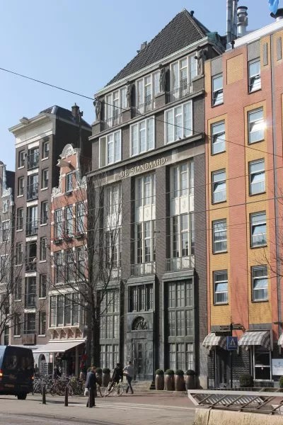 De Standaard, Nieuwezijds Voorburgwal 56-60 - Amsterdam 1850-1940