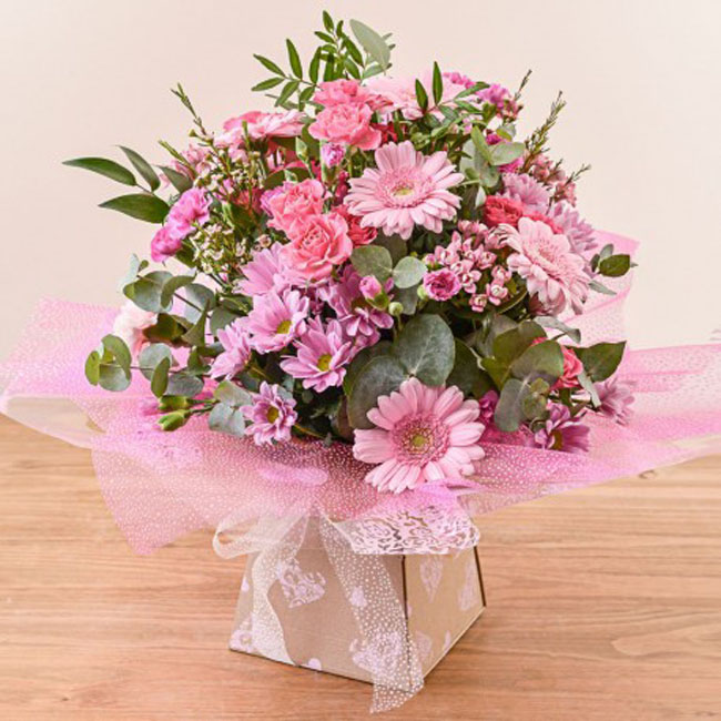 3 Reasons You Should Let Professional Gold Coast Florists Do Your
