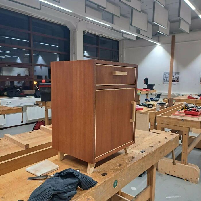 20 Examples Of TopNotch Woodworking As Shared On This Online Group