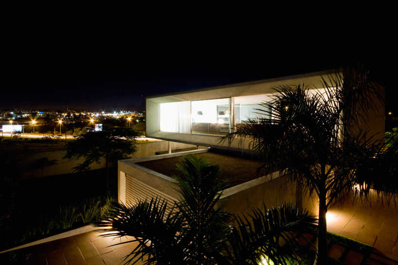 studio mk27 osler house, brasilia
