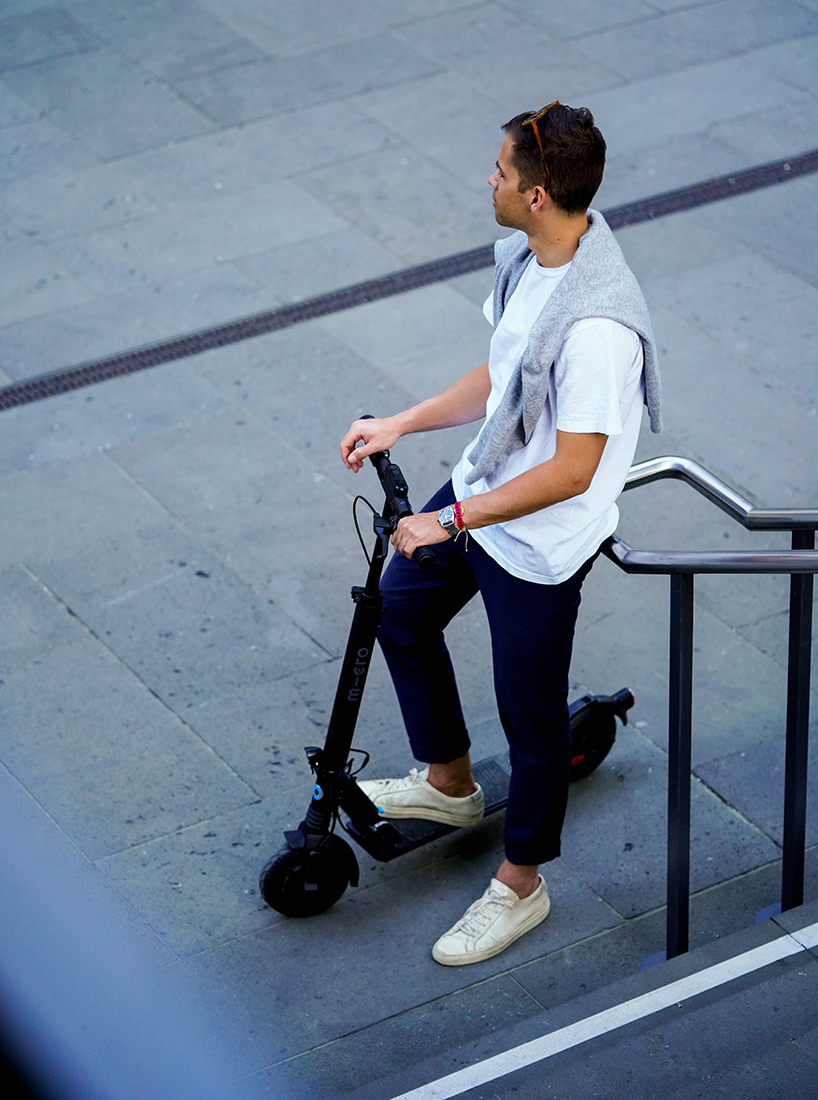 foldable micro explorer e-scooter can roll 3,100 miles per lifespan