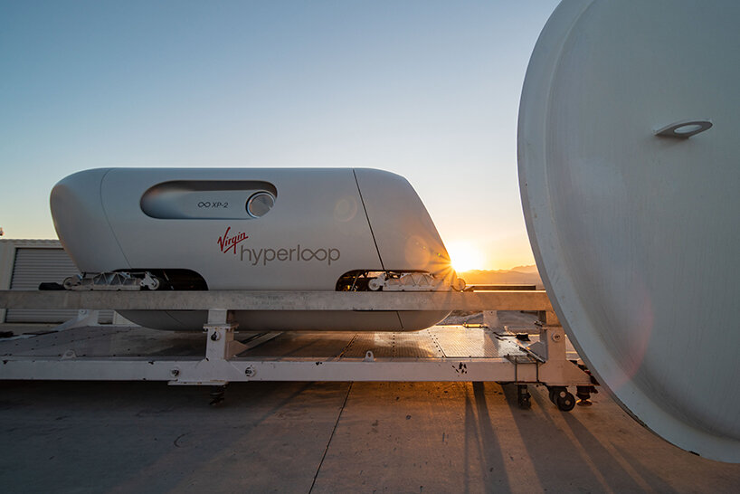 virgin hyperloop explains how its 670mph/1,070kph pods work
