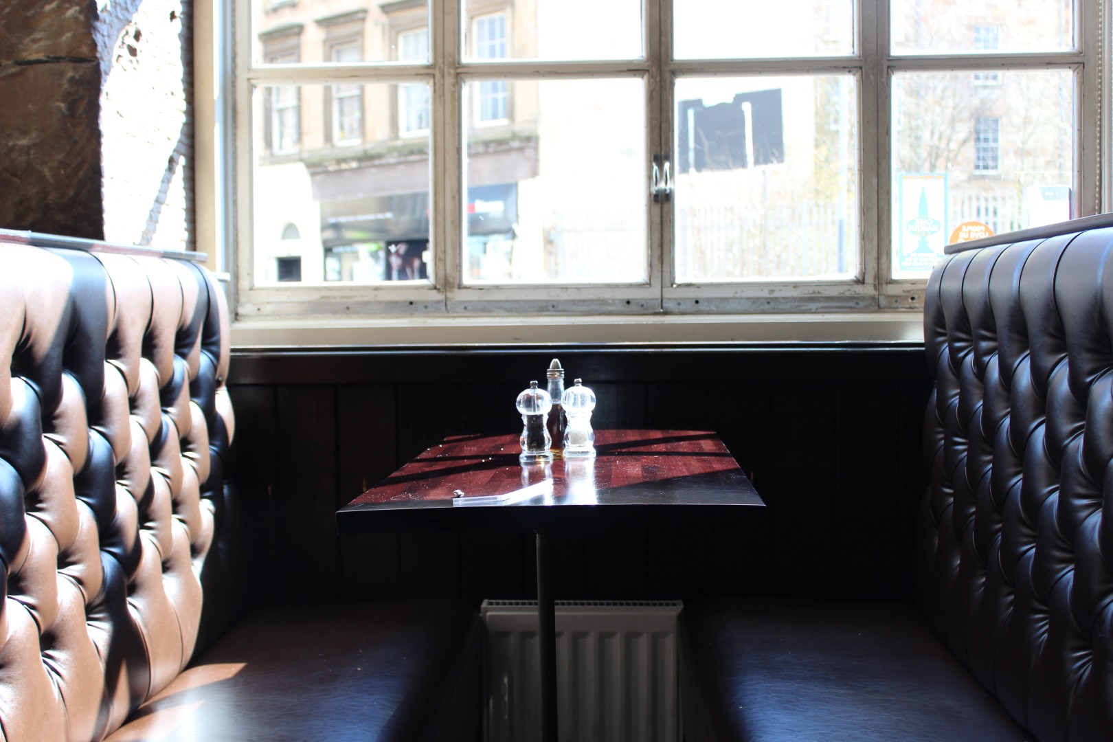 Lebowskis Argyle Street Glasgow Bar Reviews DesignMyNight